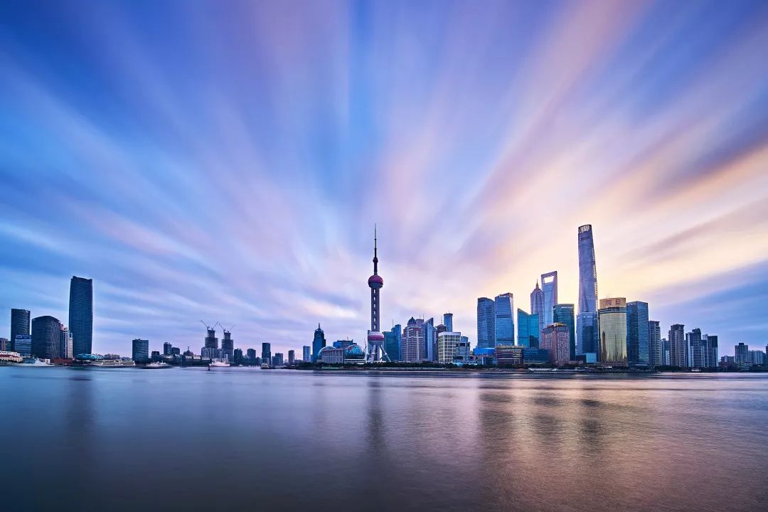 包含西班牙豪门重金挖掘南美新星，未来可期的词条